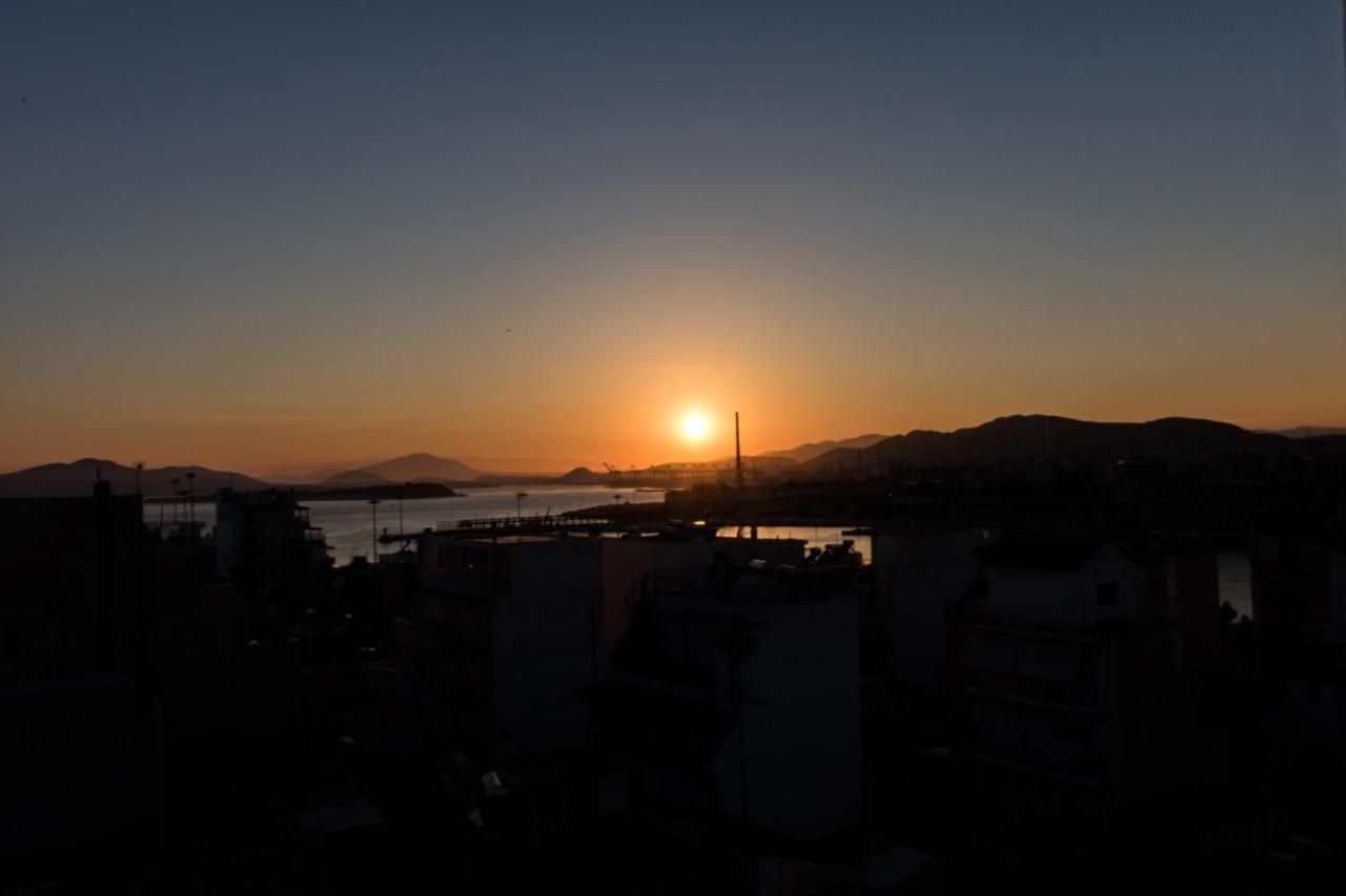 A Luxury Maisonette With Sea View Piraeus Bagian luar foto